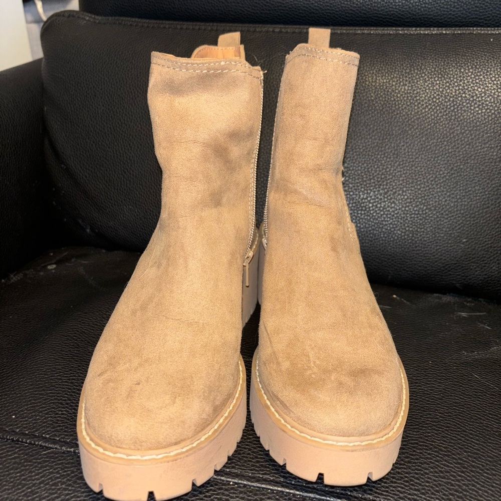 Winter boots